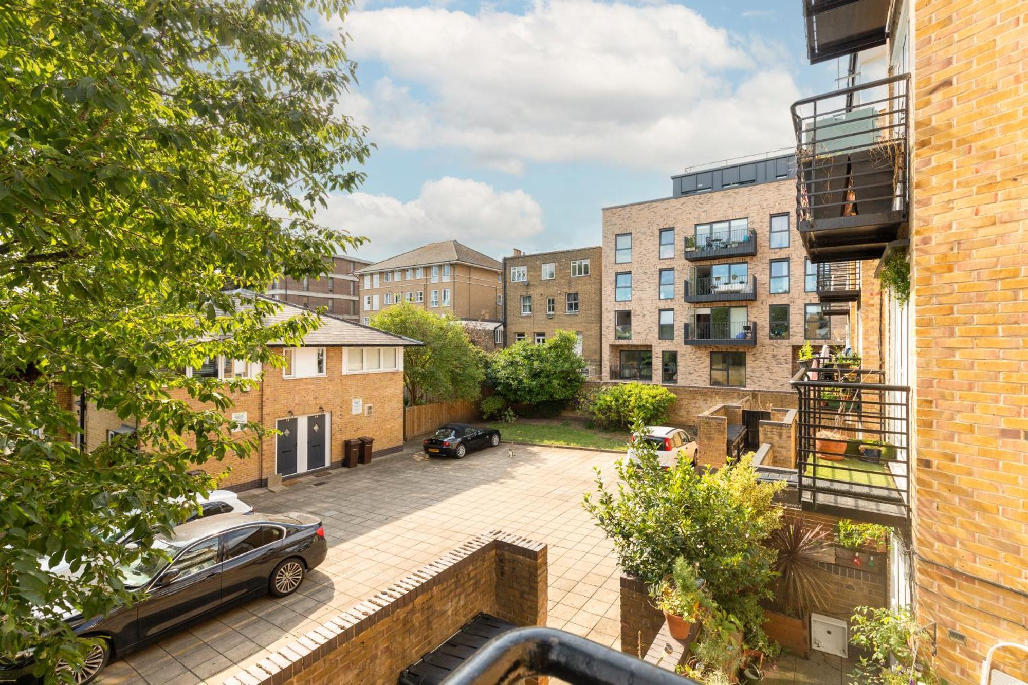 Cosy 2 Bedroom Flat In Manor House London Bagian luar foto