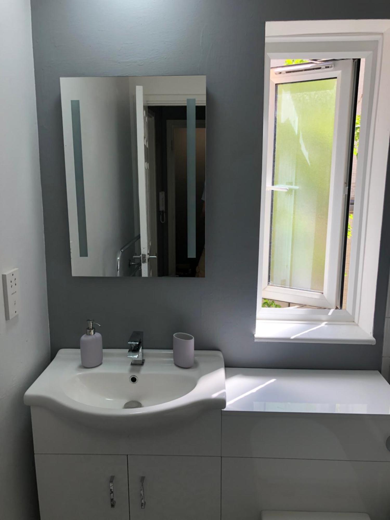 Cosy 2 Bedroom Flat In Manor House London Bagian luar foto